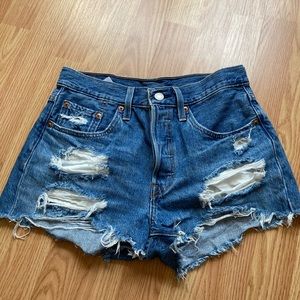 Levi Jean Shorts